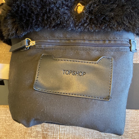Topshop Teddy Faux Fur Bucket Bag - Picture 7 of 10